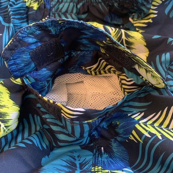 Kanu Surf Board Shorts Swim Trunks Size Medium Tropical Pockets Brief Lining NWT - Picture 6 of 14